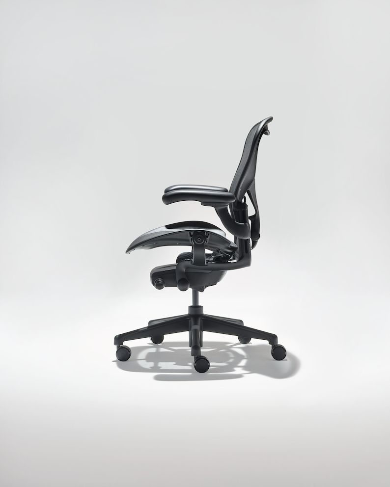 new Aeron – Onyx