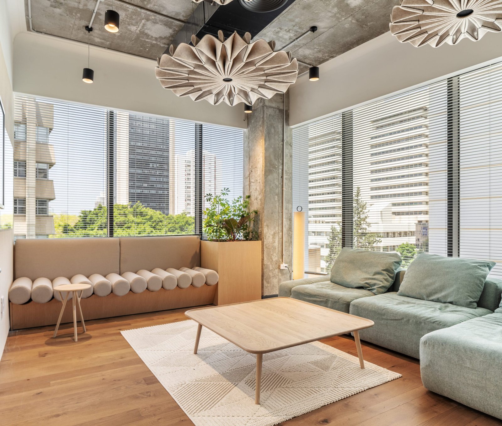 Peled-Studios-AI21-399-HDR-Pano-copy-scaled-3