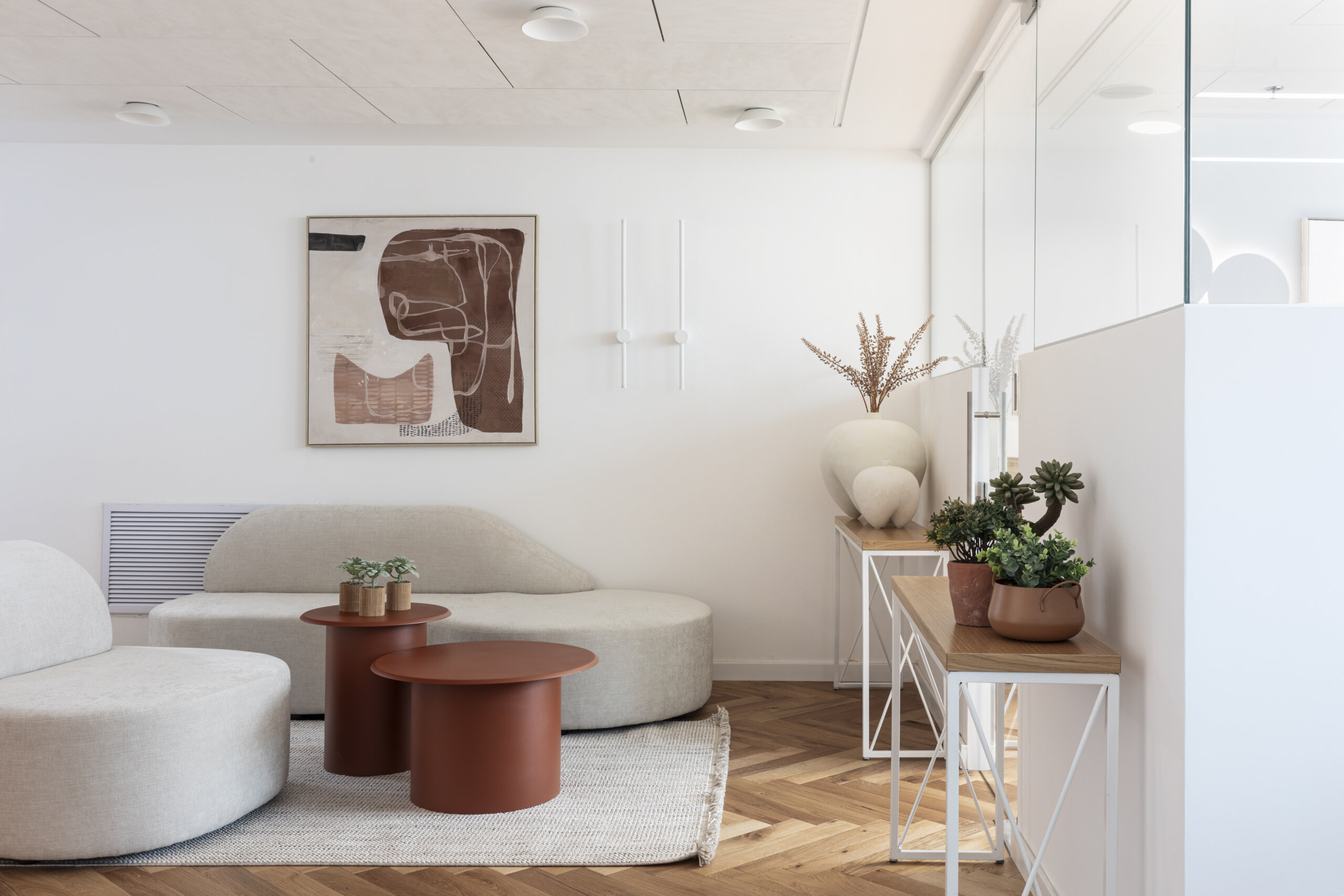 drage table B&T+ספות בייצור מקומי