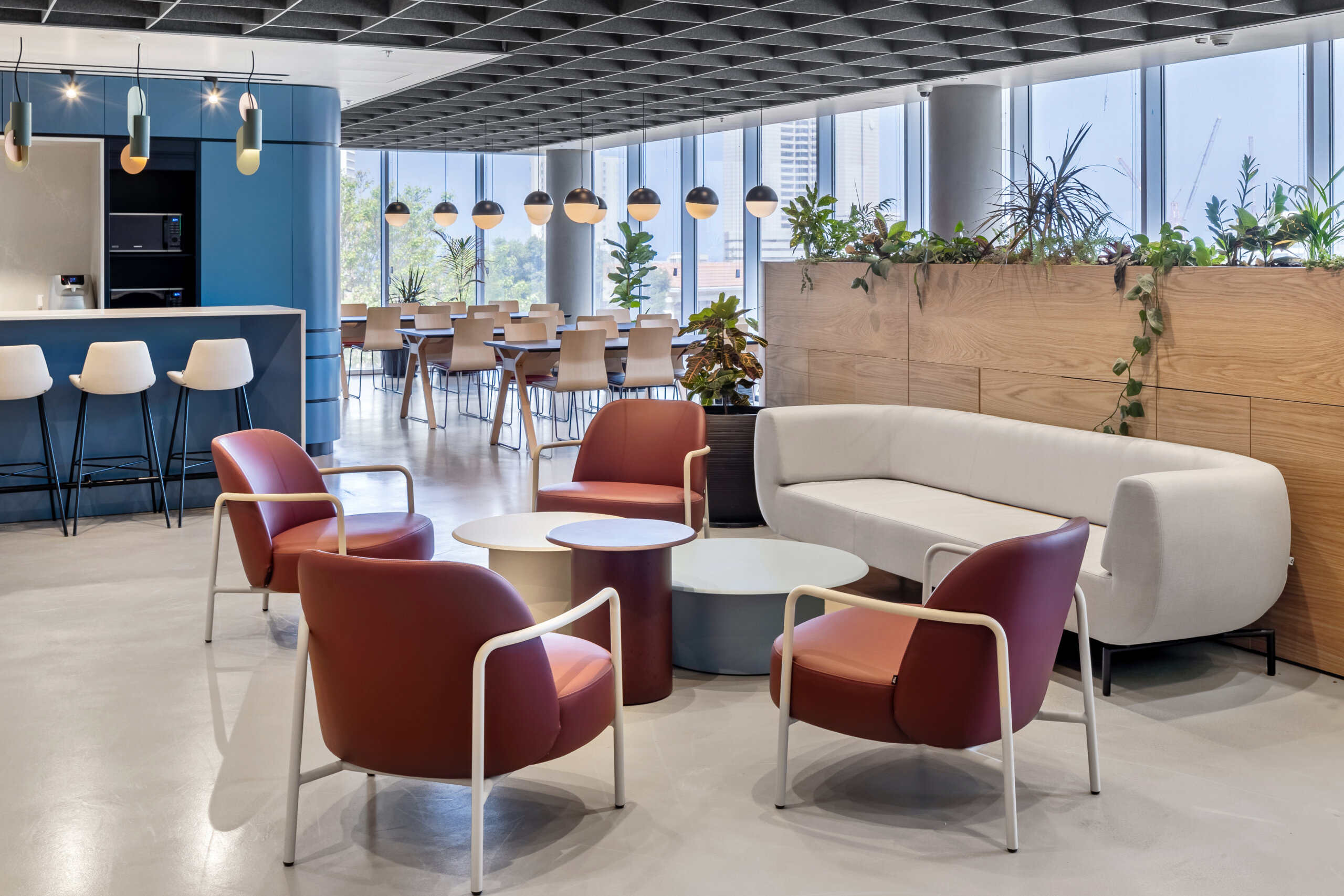 durgu sofa+ferno armchair+drage table b&t