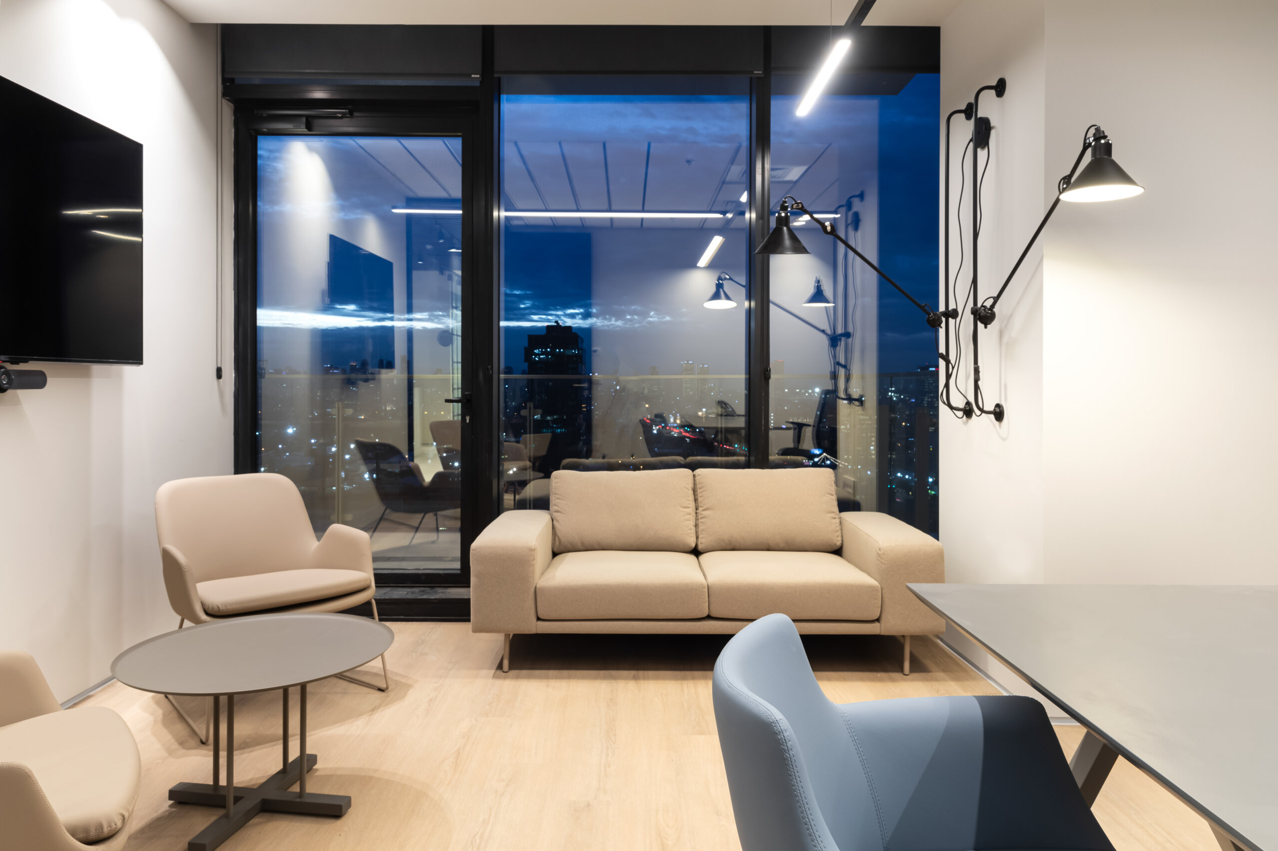 piu sofe+daisy lounge+rego chair+sini low table b&t+nature table pitaro (3)